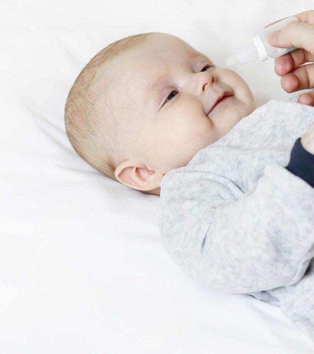 علت گرفتگی بینی نوزاد در خواب