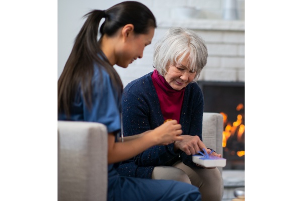 پرستار سالمند - مراقبت از سالمند در منزل